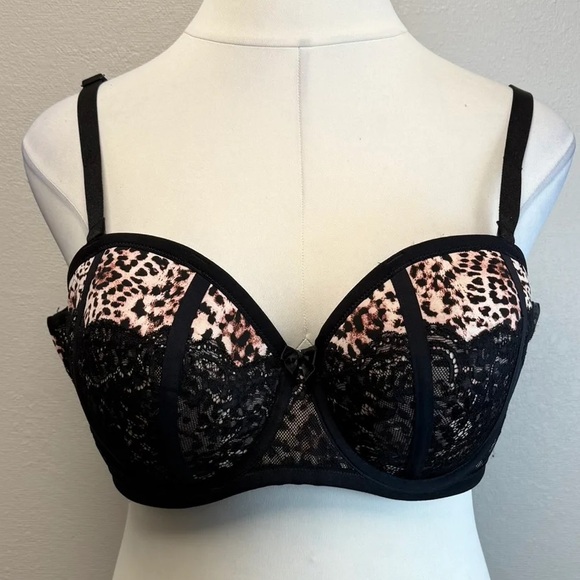 torrid Other - Torrid Black Push Up Lace & Leopard Bra - Size 48B